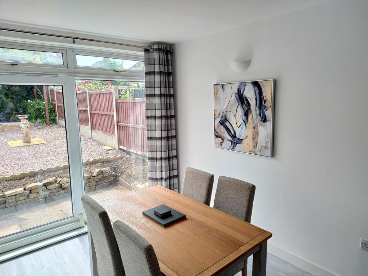 Wavertree Drive 3 Bed Contractor Home In Leicester Exterior foto